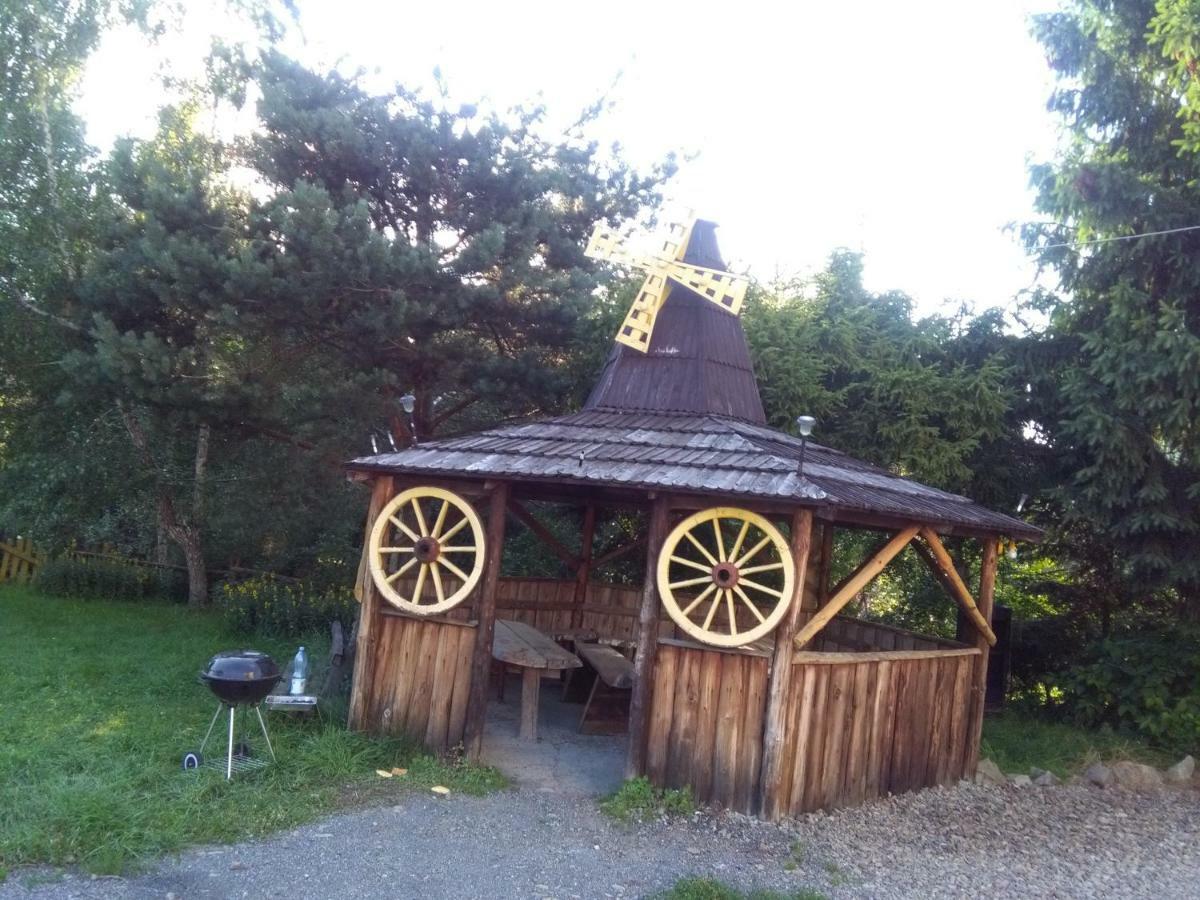 Апартаменти Jasionka Устрики-Долішні Екстер'єр фото